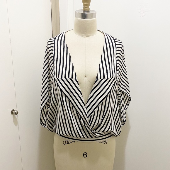 BCBG Maxazria Surplice High Low Origami Surplice Striped Blouse White Black XS - Picture 1 of 10